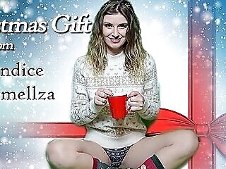Candice Demellza In Christmas Spirit